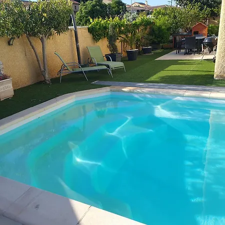 Chez Davson Bed & Breakfast 3*